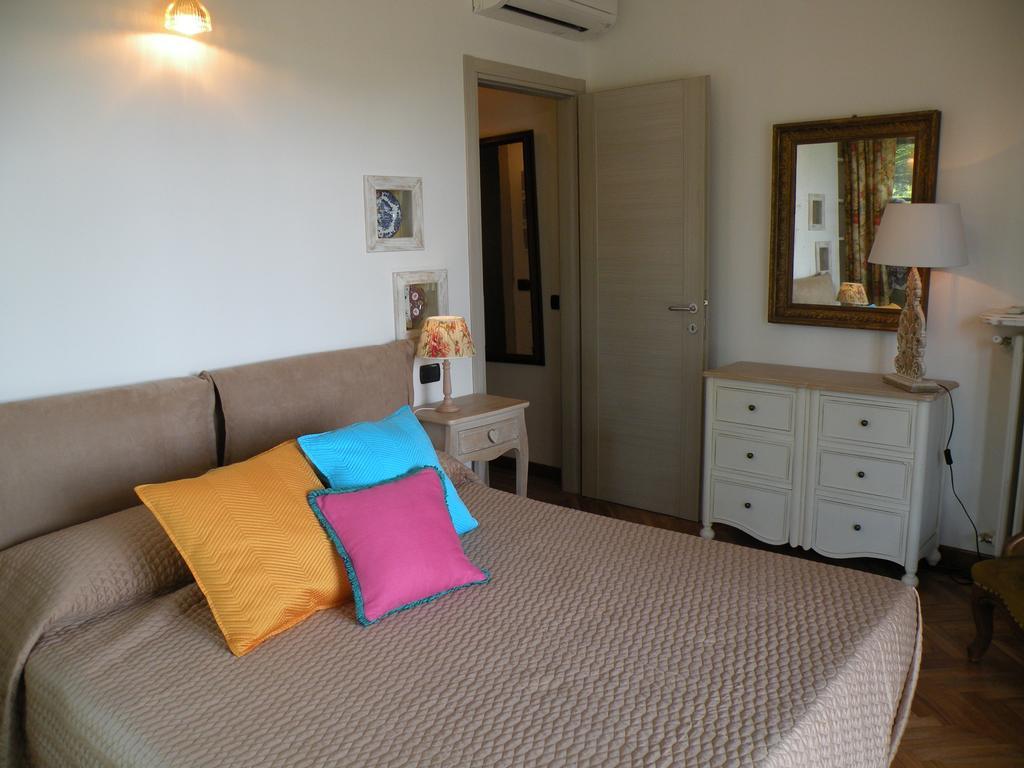 Villa Paradiso Apartment Sirmione Exterior photo