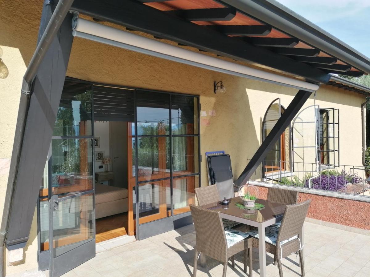 Villa Paradiso Apartment Sirmione Exterior photo